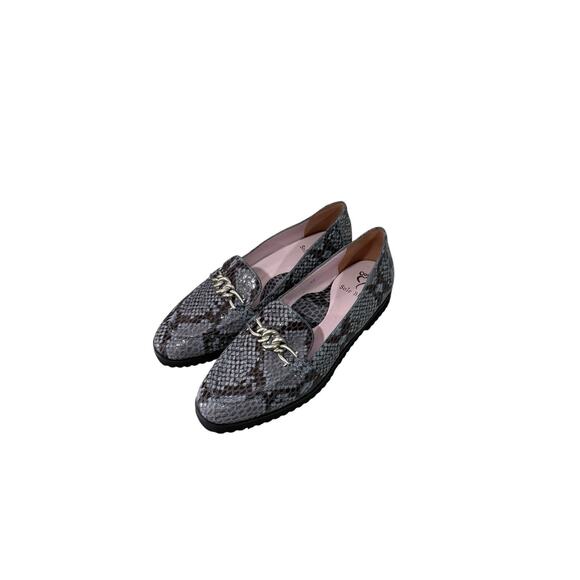 SOLE BLISS Tamara Gray/Black Snake Print Leather Slip On Flat Shoes Size 40 US 9 - Picture 1 of 9